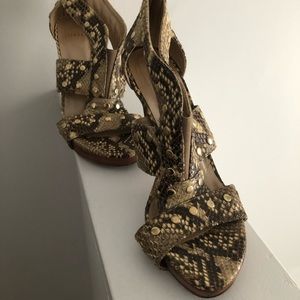 Stuart Weizmann heels size 8